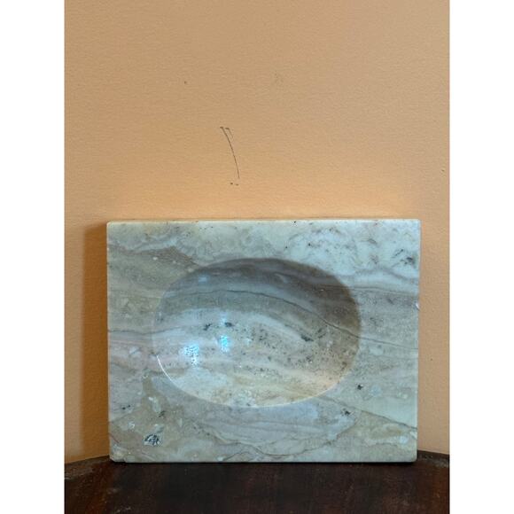 Vintage Alabaster Natural Stone Ashtray - Picture 1 of 9